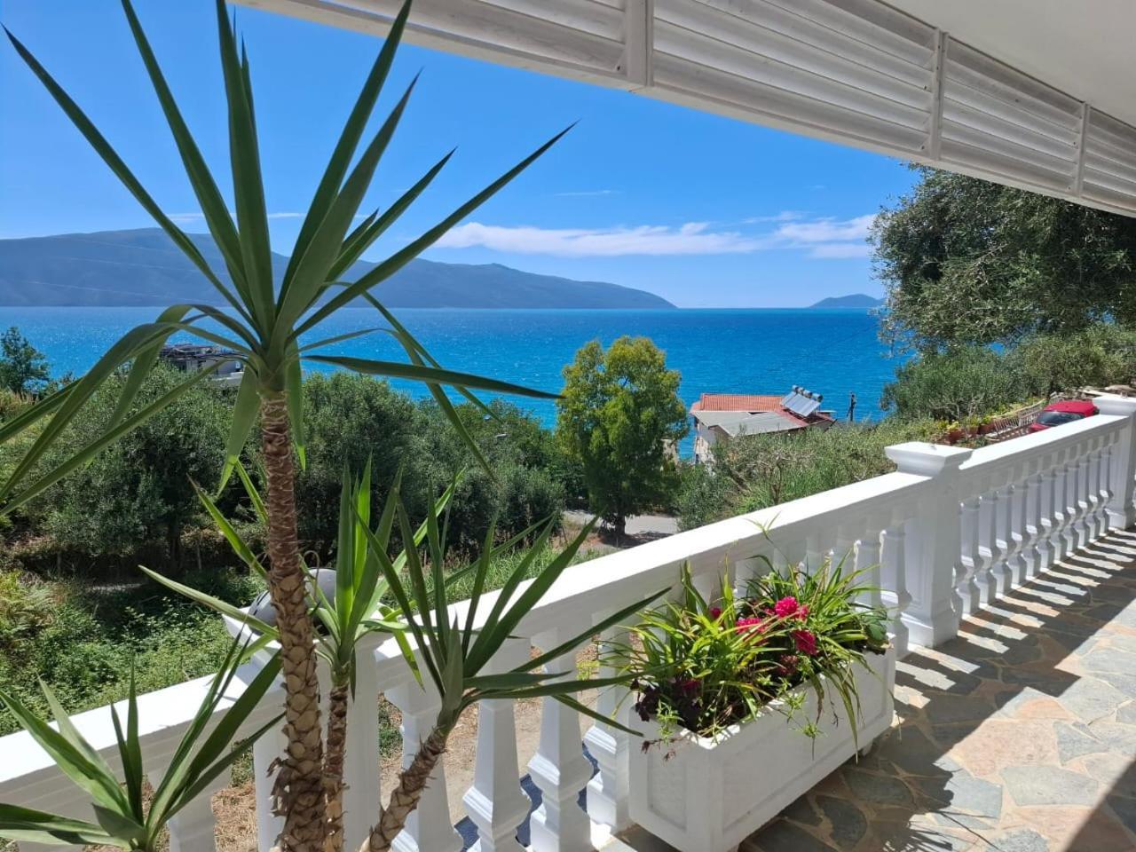 Villa Jonufra 69 Kanine Esterno foto